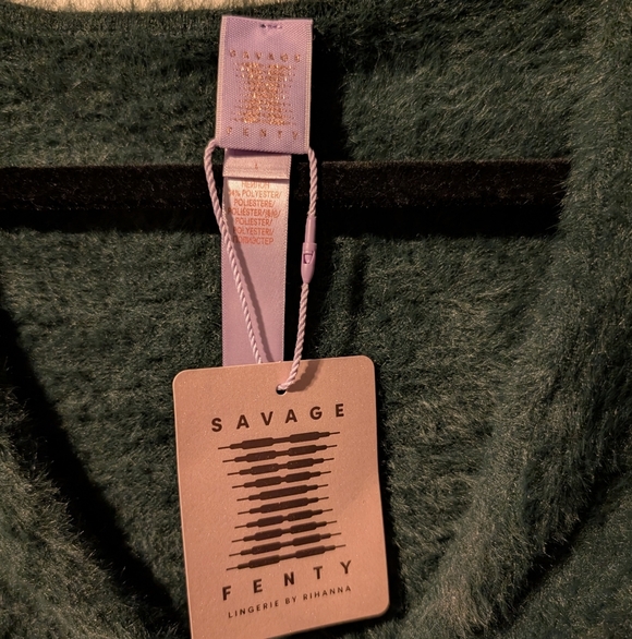 Savage X Fenty Fluff It Up Crop - Picture 2 of 4